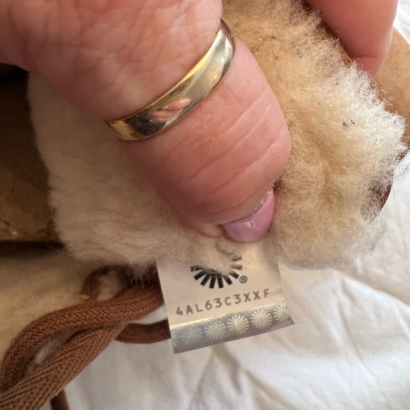 UGG Neumel Boot - Picture 15 of 15